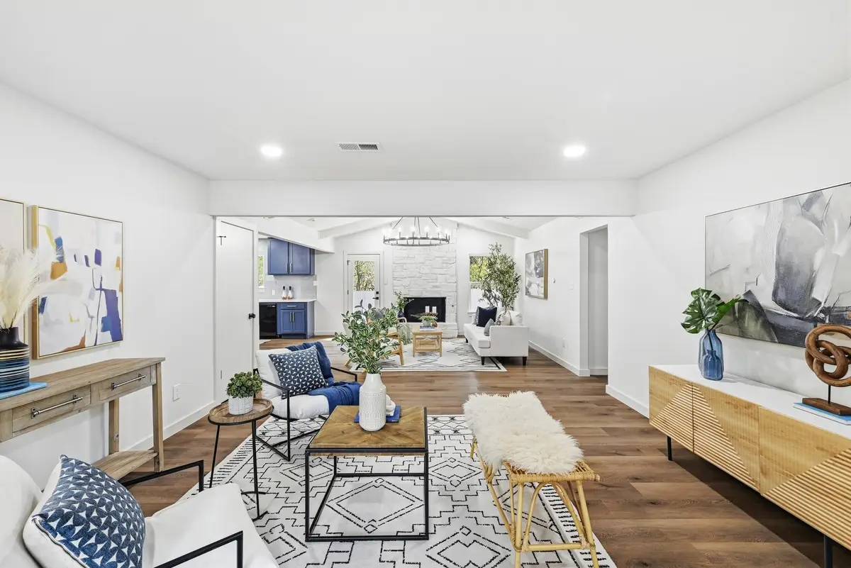 9801 Oak Hollow Dr, Austin, TX 78758 - #1