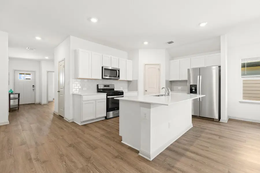 203 Mulberry Creek Ln, Hutto, TX 78634 - #2