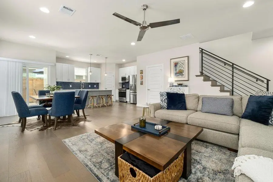 913 Valdez St #A & B, Austin, TX 78741 - #3