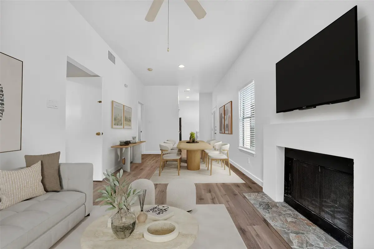 712 Graham Pl #201, Austin, TX 78705 - Image #1