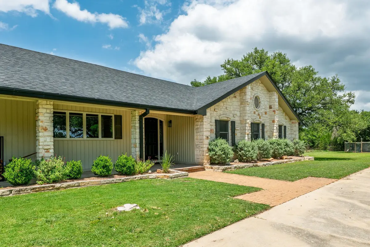 320 Greenridge Rd, Georgetown, TX 78628 - #1