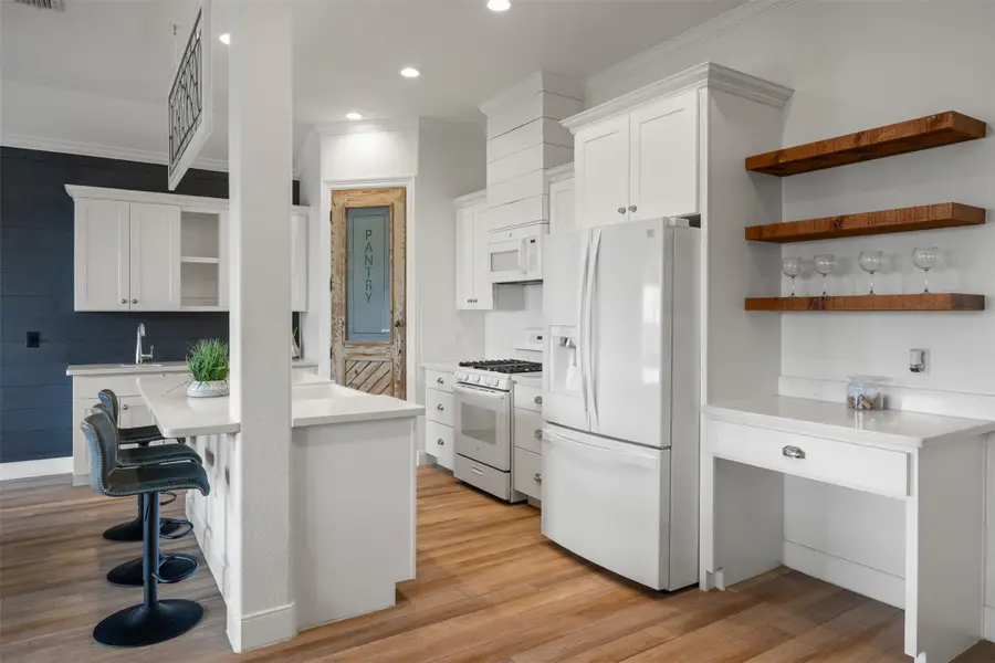 1705 Cherrywood Dr, Fredericksburg, TX 78624 - #3