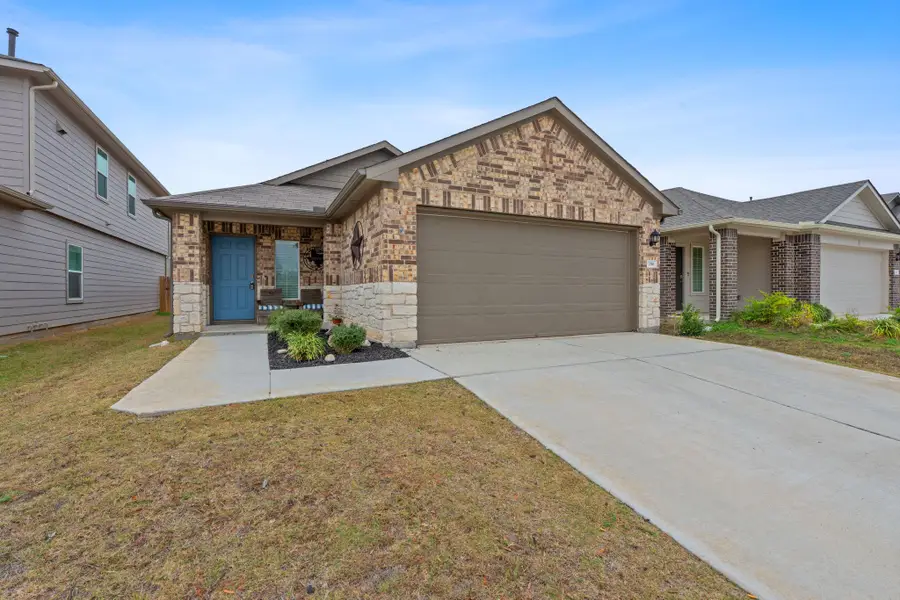 198 Andover Ln, Kyle, TX 78640 - Image #2