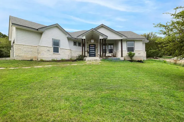 706 Stow Dr, Spicewood, TX 78669