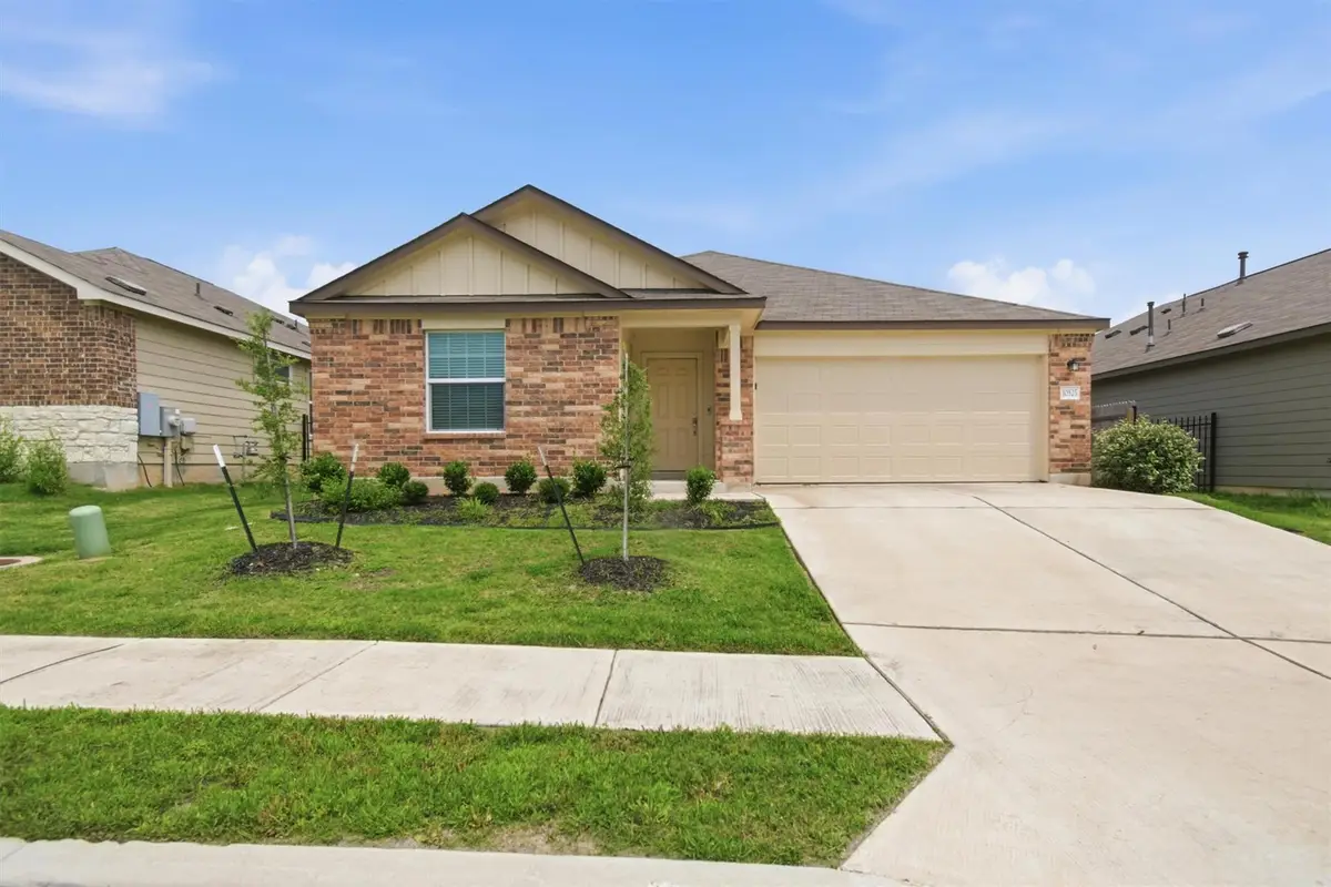 10525 Steinbeck Dr, Austin, TX 78747 - #1