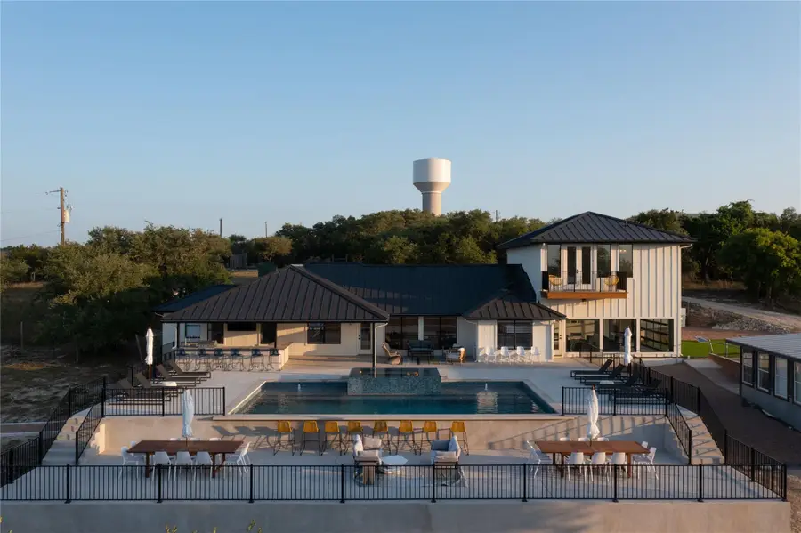 171 Hart Ln, Dripping Springs, TX 78620 - Image #2