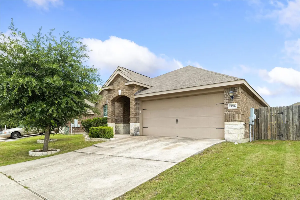 19516 Per Lange Pass, Manor, TX 78653 - #1