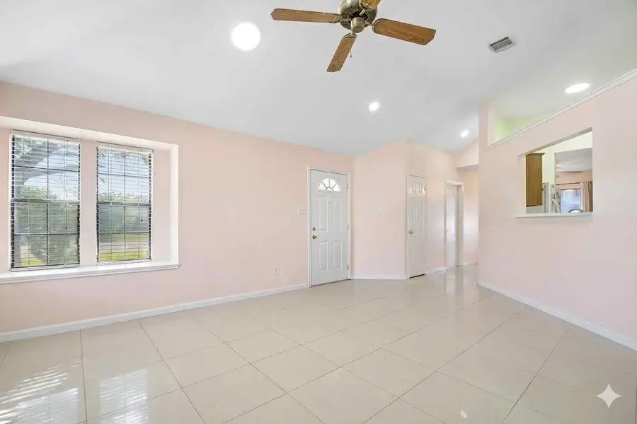 1801 Twisted Oak Dr, Leander, TX 78641 - #2
