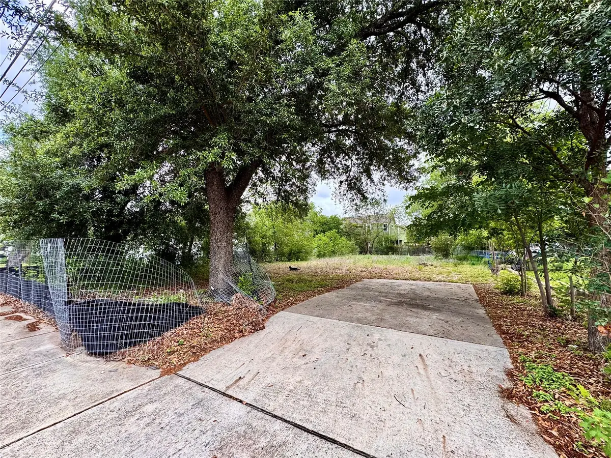 6201 Club Ter, Austin, TX 78741 - #1