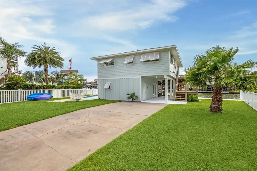 1226 Oahu Dr, Galveston, TX 77554 - Image #3