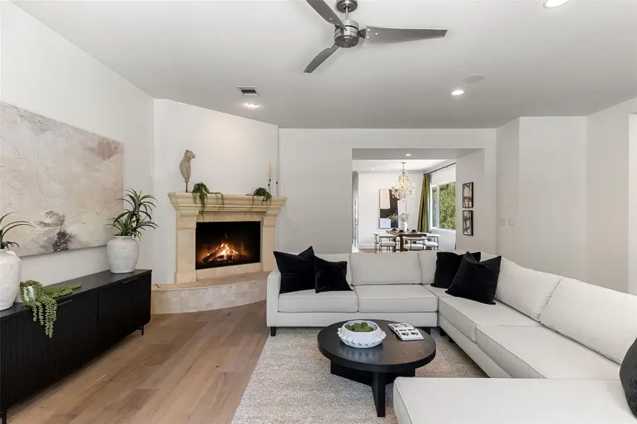 1704 East Side Dr, Austin, TX 78704 - #3