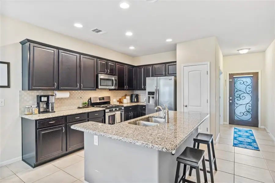 116 Cypress Bend Ct, Georgetown, TX 78626 - Image #3