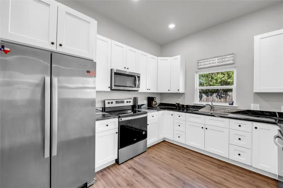 100 S Thomas Cv, Burnet, TX 78611 - #3