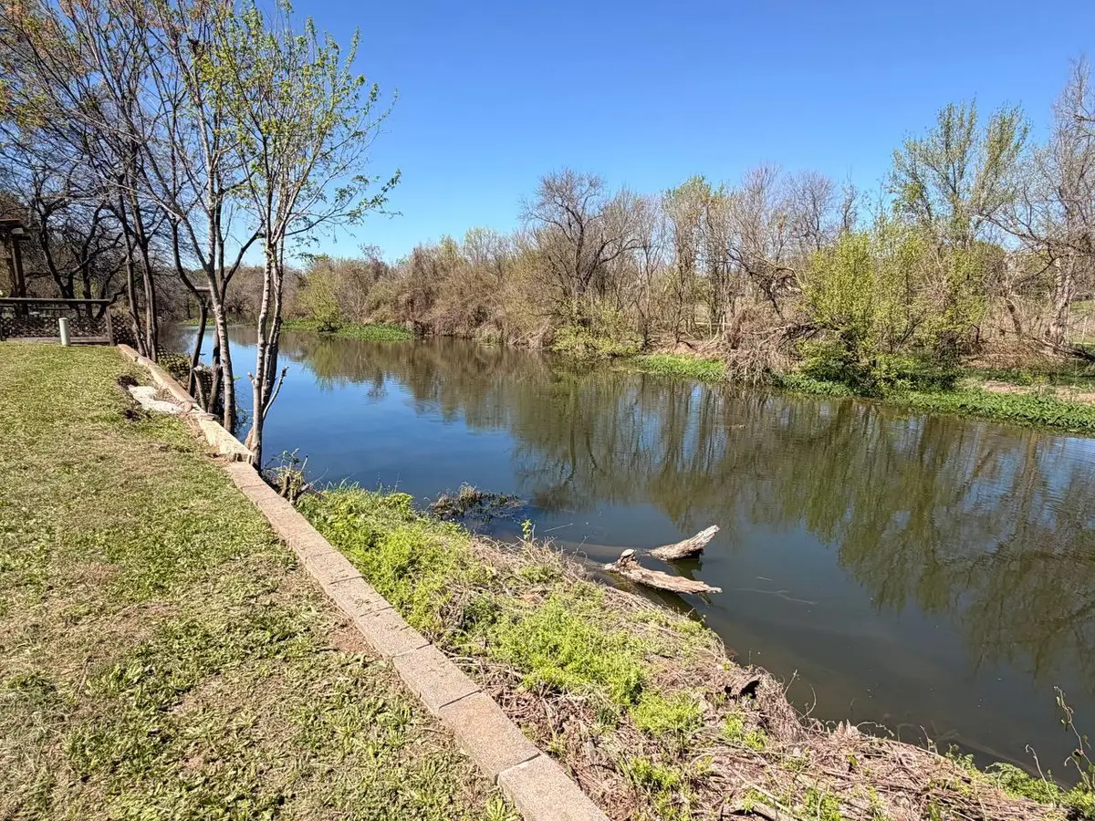 1108 Brushy Creek Dr, Round Rock, TX 78664 - #1