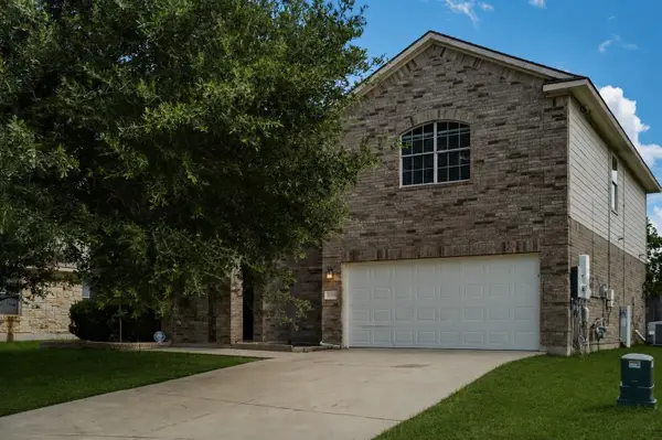 18305 Lake Edge Ct, Pflugerville, TX 78660