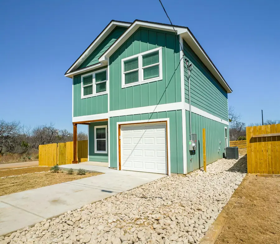 301 Cedarhill Dr, Granite Shoals, TX 78654 - #3