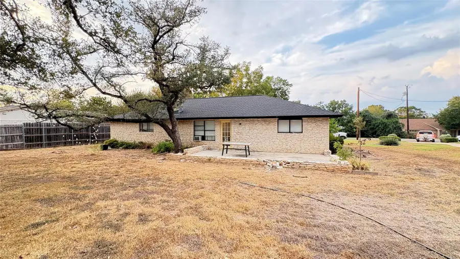 113 Oakland Dr, Georgetown, TX 78628 - #2