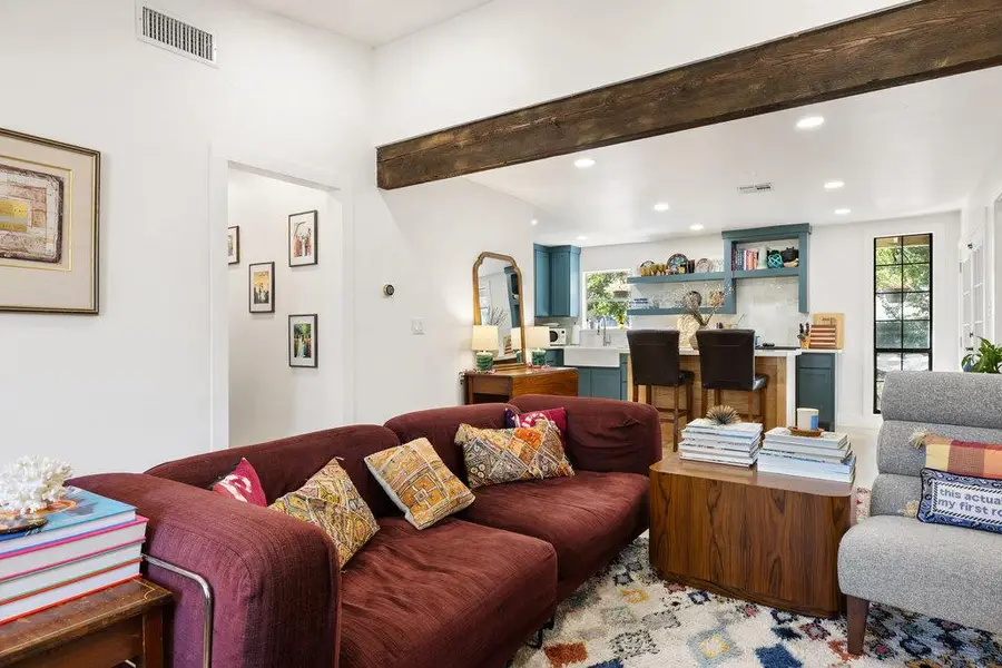 509 Westmorland Dr, Austin, TX 78745 - Image #2