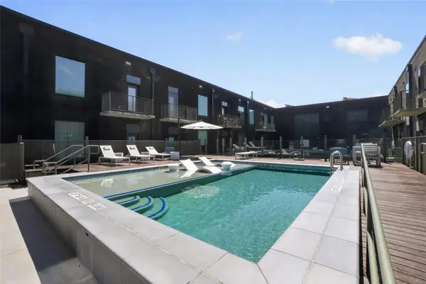 1800 E 4th St #202, Austin, TX 78702