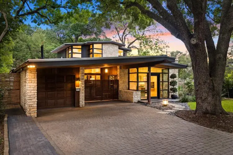 2401 Jarratt Ave, Austin, TX 78703 - #1