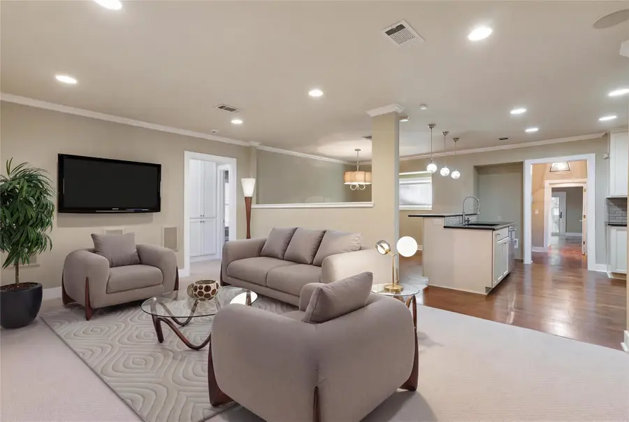 4502 Ramsey Ave, Austin, TX 78756 - Image #3