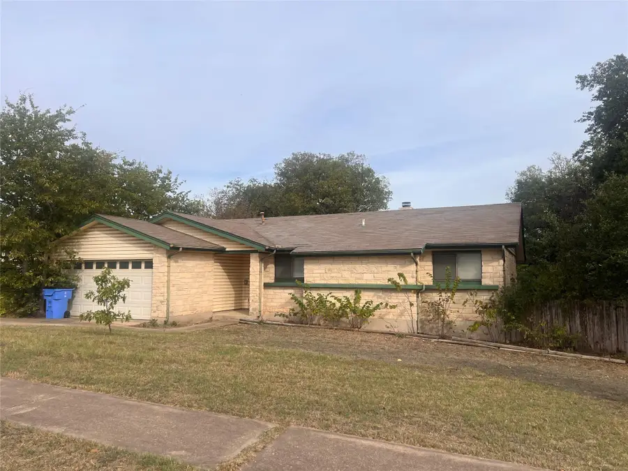 1900 Klattenhoff Dr, Austin, TX 78728 - #2