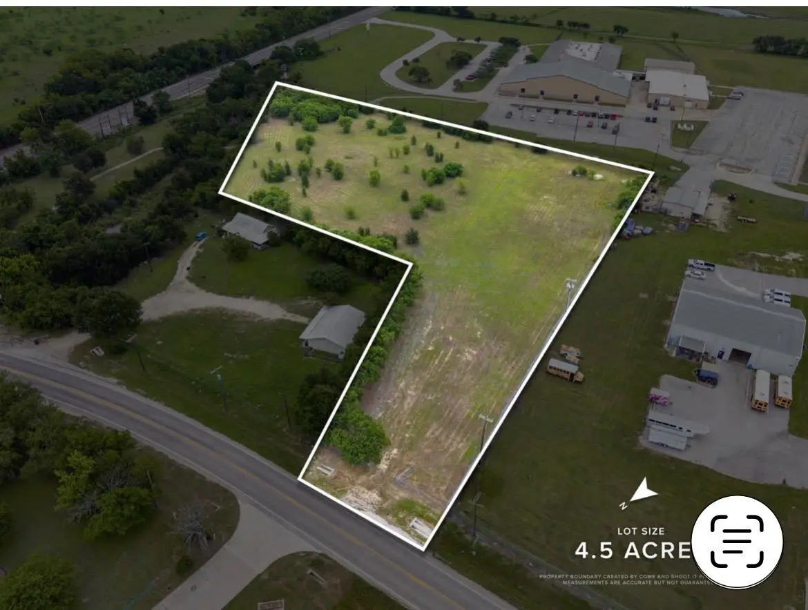 101 Fm 970 Rd, Florence, TX 76527 - #1