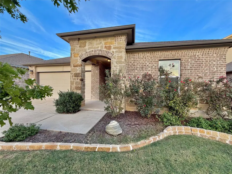 2236 Singletree Bnd, Georgetown, TX 78628 - #3