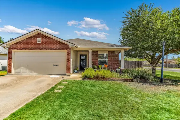 2800 Tyler Ln, Taylor, TX 76574