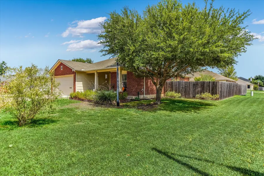 2800 Tyler Ln, Taylor, TX 76574 - #2