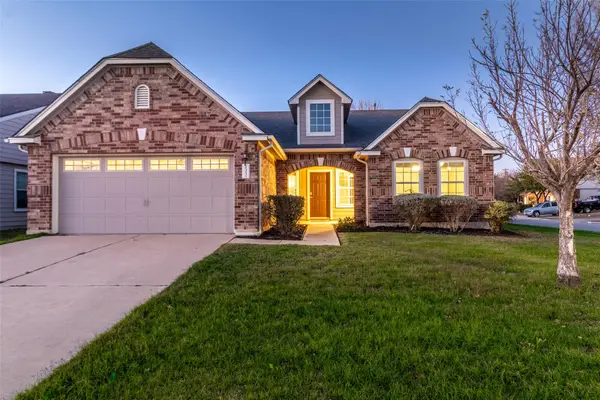 233 Birch Dr, Kyle, TX 78640