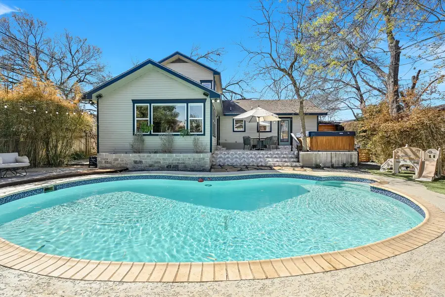 1204 E Live Oak St, Austin, TX 78704 - #2