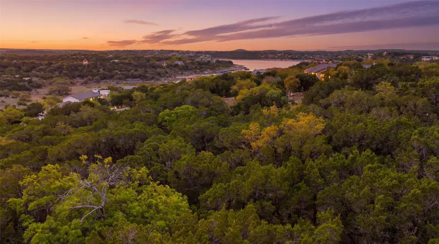 600 N Angel Light Dr, Spicewood, TX 78669 - #2