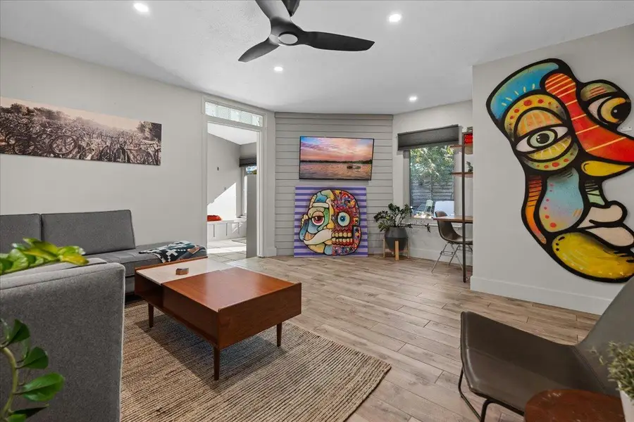 201 La Vista St, Austin, TX 78704 - Image #3