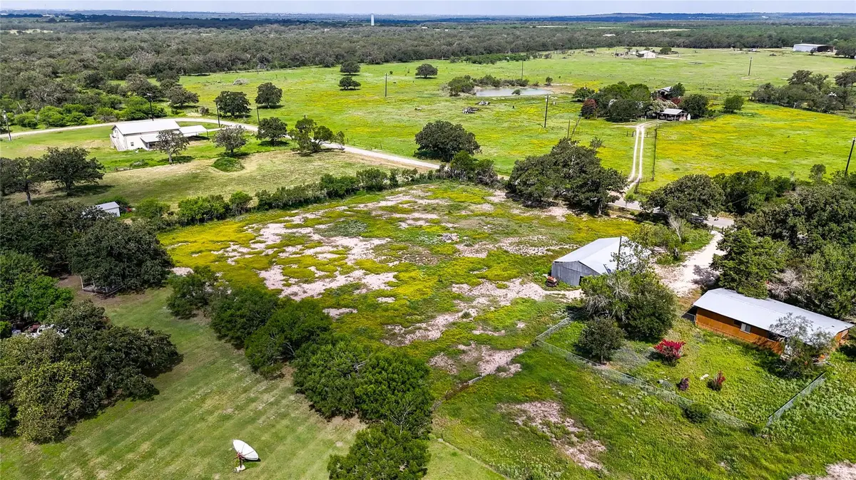 275 & 279 Cross Rd, Kingsbury, TX 78638 - Image #1