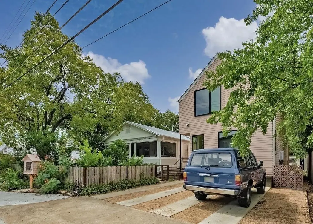 901 Brentwood St, Austin, TX 78757 - #1