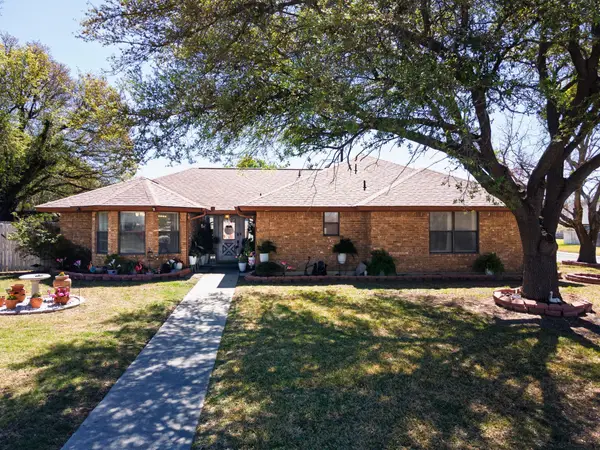 1402 Hawk Trl, Copperas Cove, TX 76522