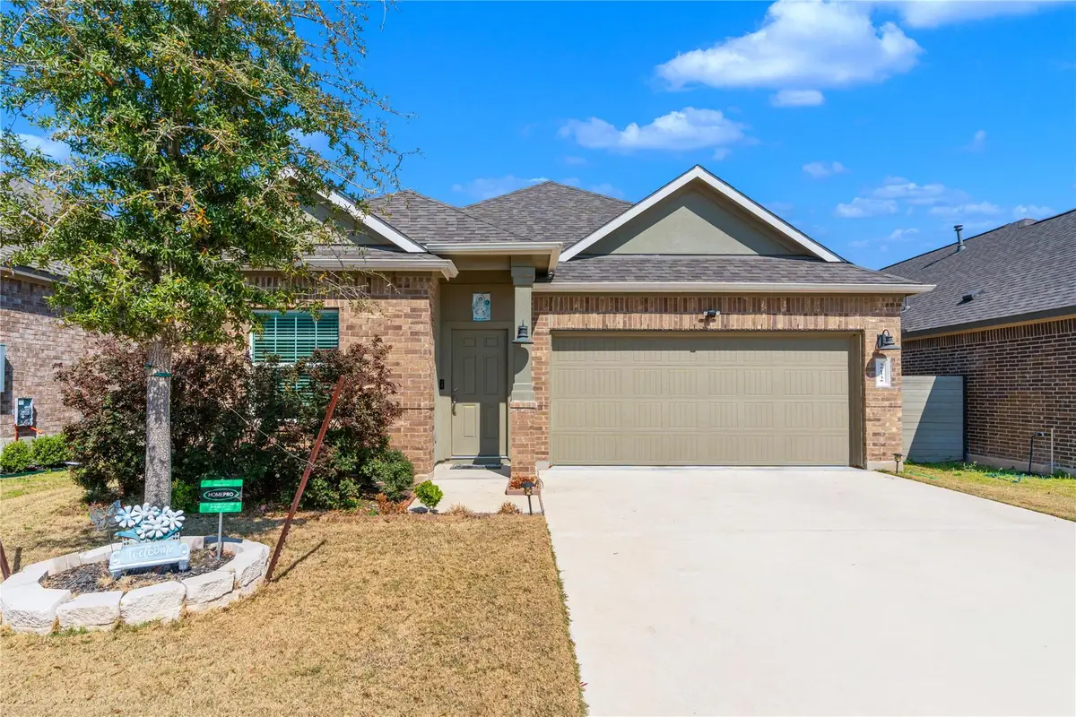 212 Flint Mountain Rd, Georgetown, TX 78628 - #1