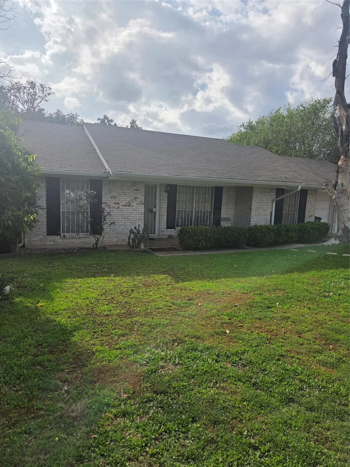 5500 Chadwyck Dr, Austin, TX 78723 - Image #1