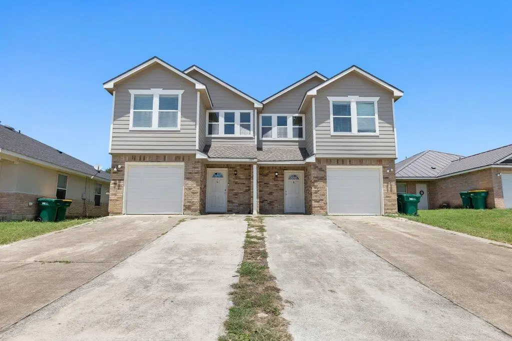 709 Claremont Pkwy #A & B, Marble Falls, TX 78654 - #1