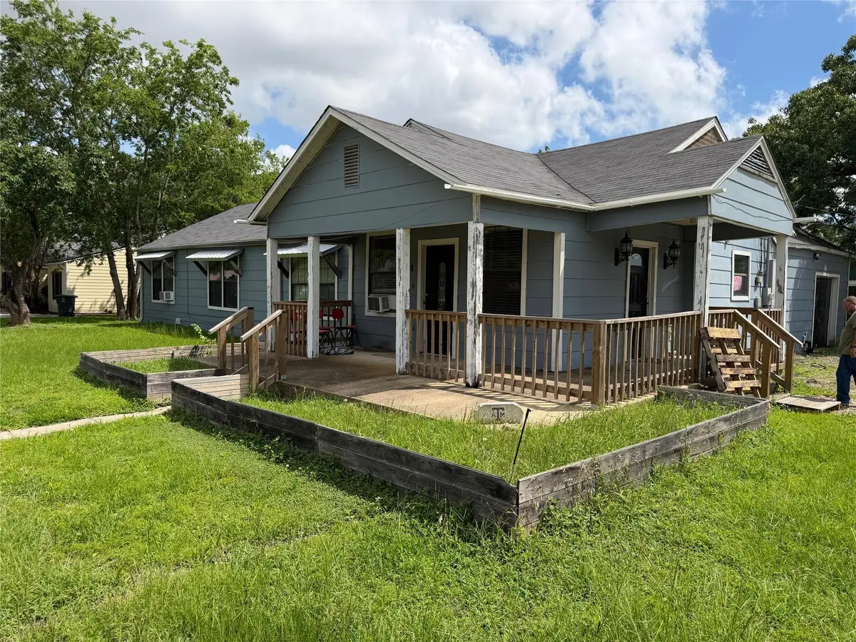 1401 E 29th St, Bryan, TX 77802 - #1