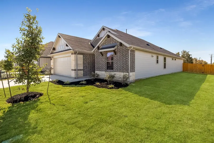 342 Bendecido Loop, Elgin, TX 78621 - Image #2