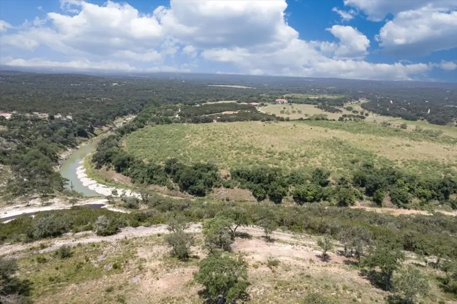 906 Blueridge Vw, Canyon Lake, TX 78133 - Image #3