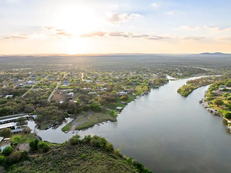 1407 County Road 311 Rd, Horseshoe Bay, TX 78657 - #2
