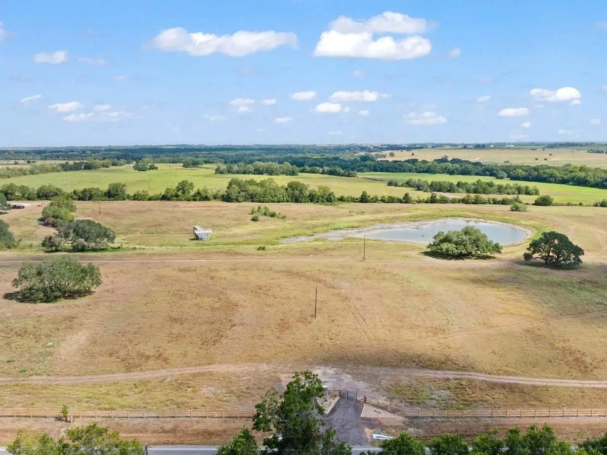3061 Fm 956, Schulenburg, TX 78956 - #1
