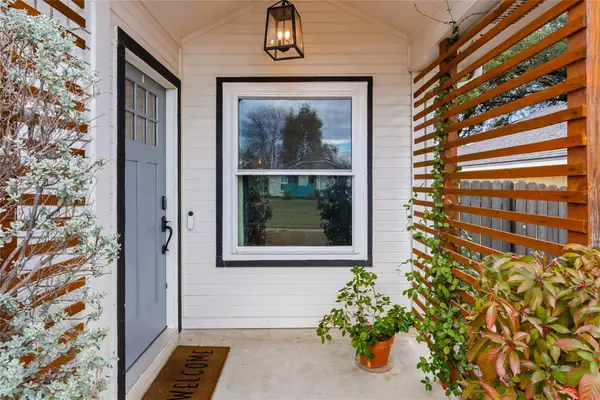 1822 Rainy Meadows Dr, Austin, TX 78758