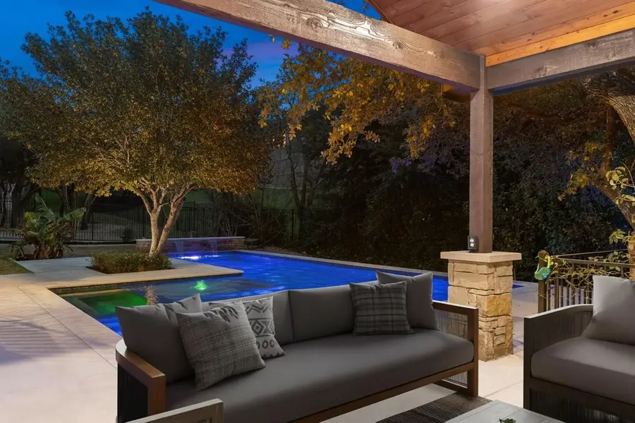 302 Duffy Ln, Lakeway, TX 78738 - Image #2