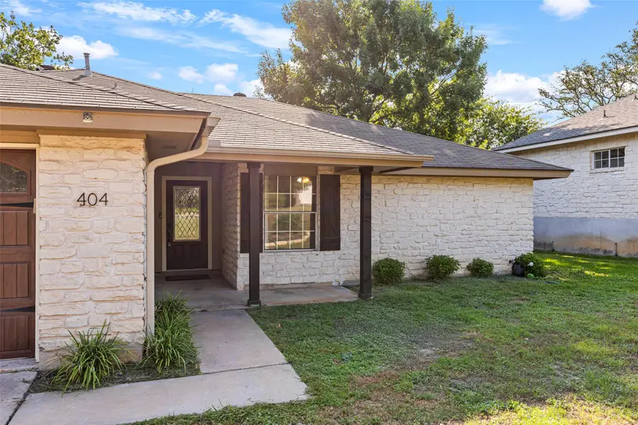 404 Innwood Dr, Georgetown, TX 78628 - Image #2