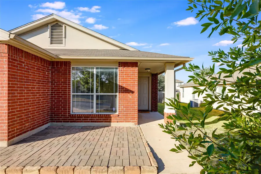 1005 Remington Dr, Leander, TX 78641 - Image #3