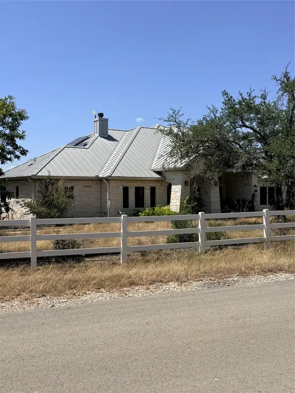 300 Medlin Creek Loop, Dripping Springs, TX 78620
